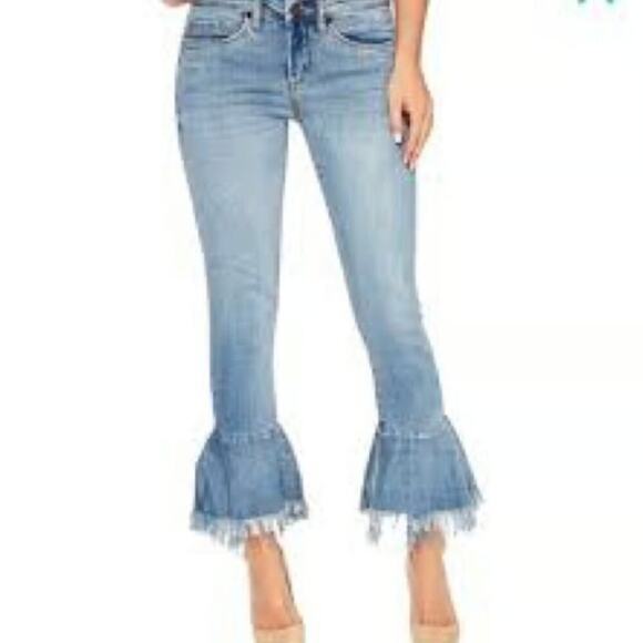 Blank NYC womens sz 27 fringed tulip hem flared cropped jeans - Picture 1 of 7
